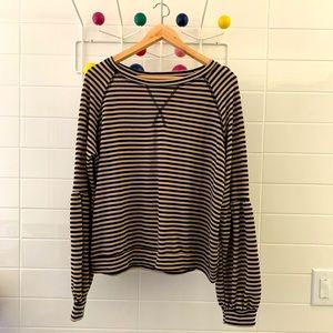 Jackson Rowe lantern sleeve sweatshirt